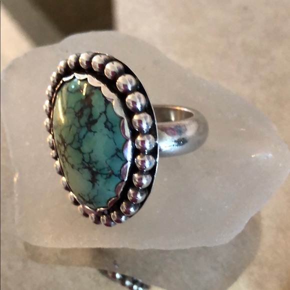 Jewelry - Sterling silver ring 💯 % - real turquoise stone.